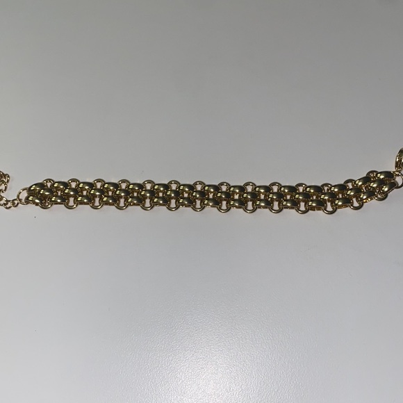 Women’s Hollow Out Gold Stainless Steel Chain Bracelet - Picture 5 of 6